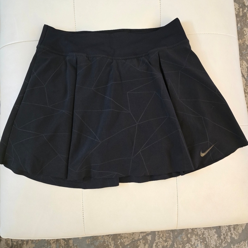 Nike Women's Black Skirt
